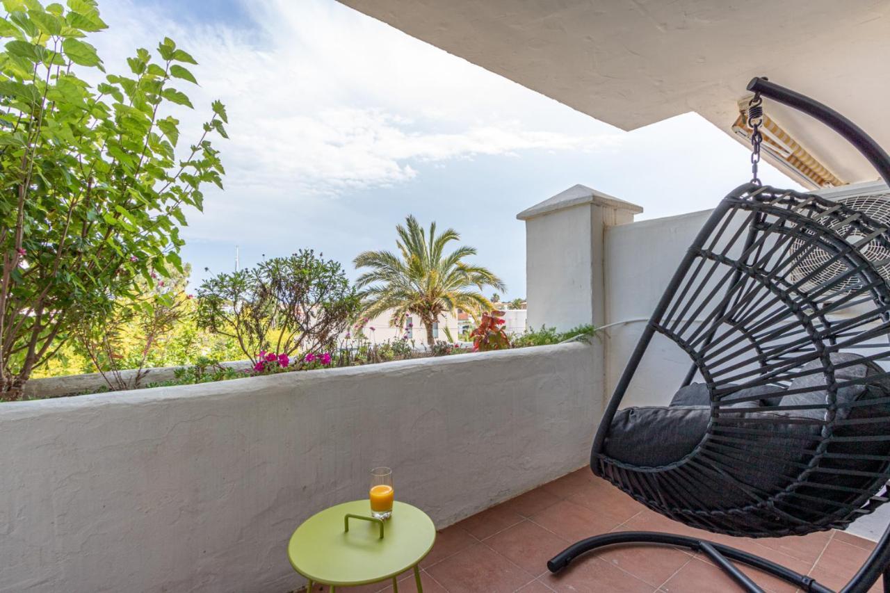 Holidays Royal Marine Roses Exterior foto